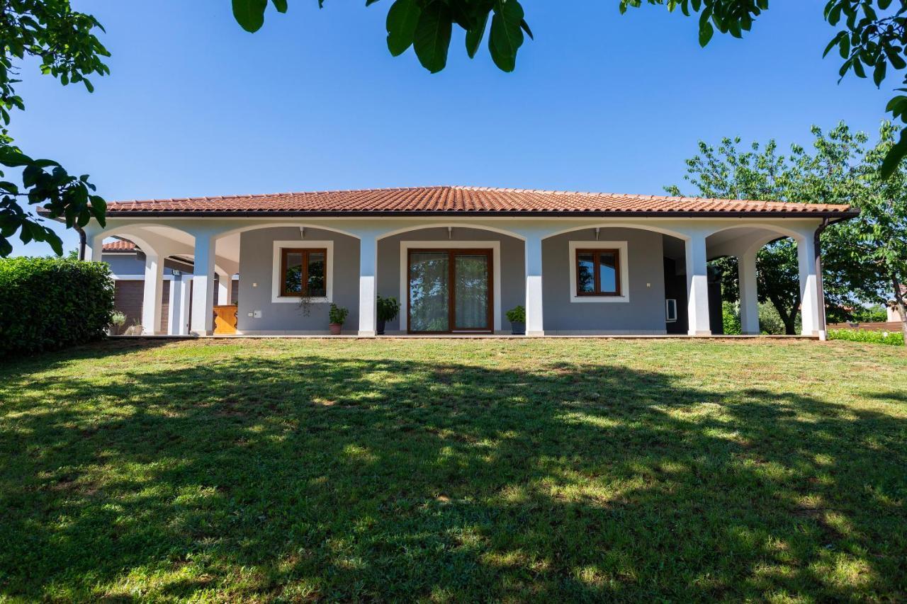 Villa Anavi Bicici Exterior foto